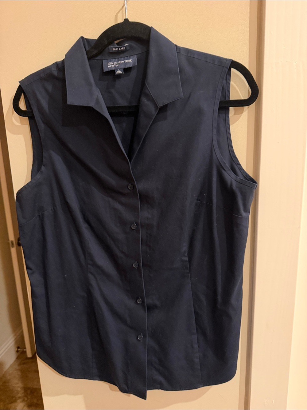 Jones New York Navy Sleeveless Button-Down Shirt
